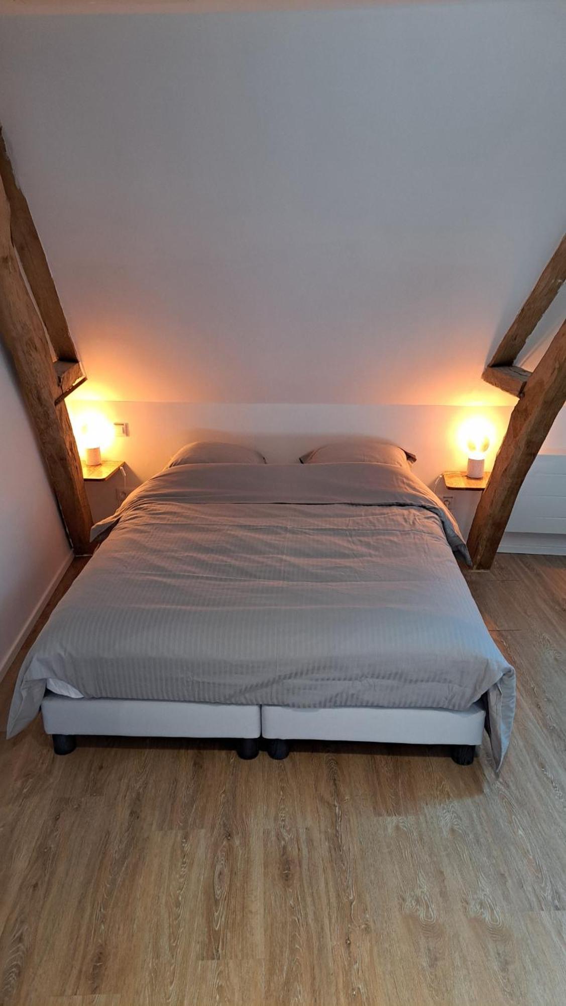 Les Petits Greniers Appartement Jonquières Buitenkant foto